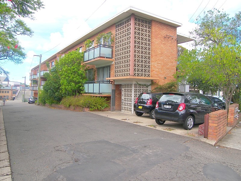 3/98 Petersham Road, Marrickville NSW 2204