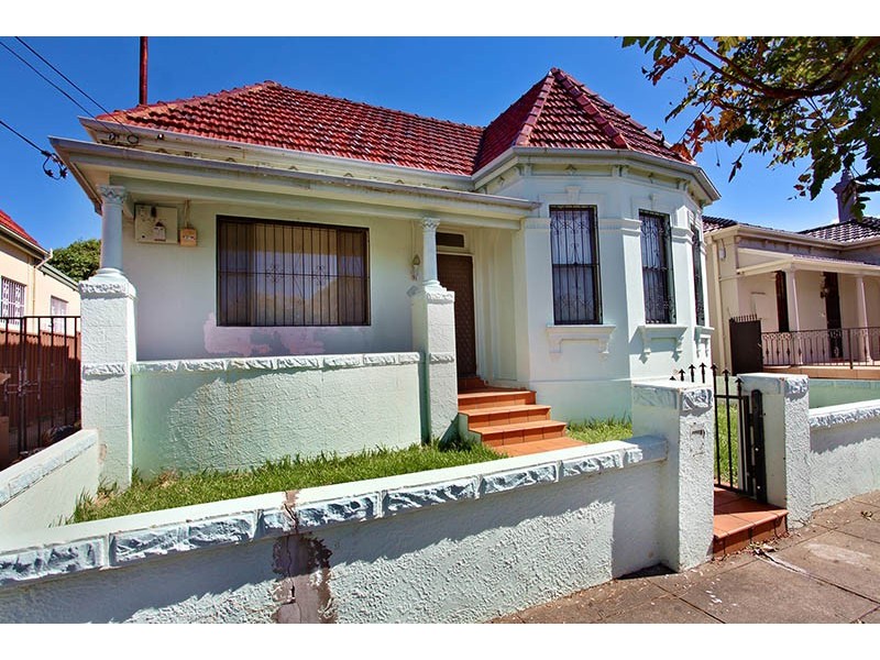 28 Greenbank Street, Marrickville NSW 2204