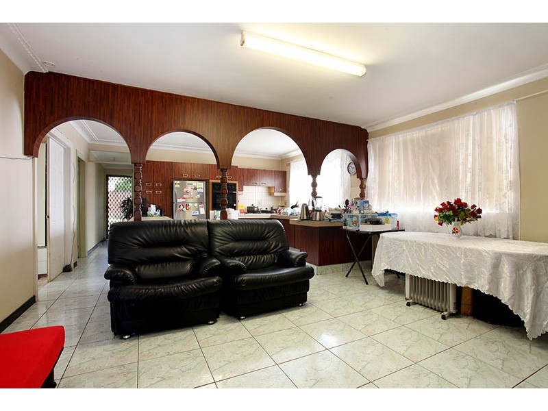 28 Greenbank Street, Marrickville NSW 2204