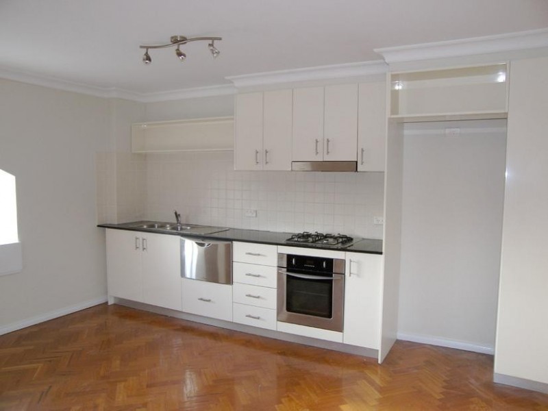 17/2-4 Sugarhouse Road, Canterbury NSW 2193