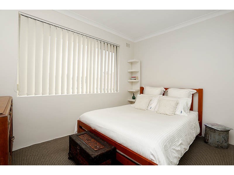 9/11 Bayley Street, Marrickville NSW 2204