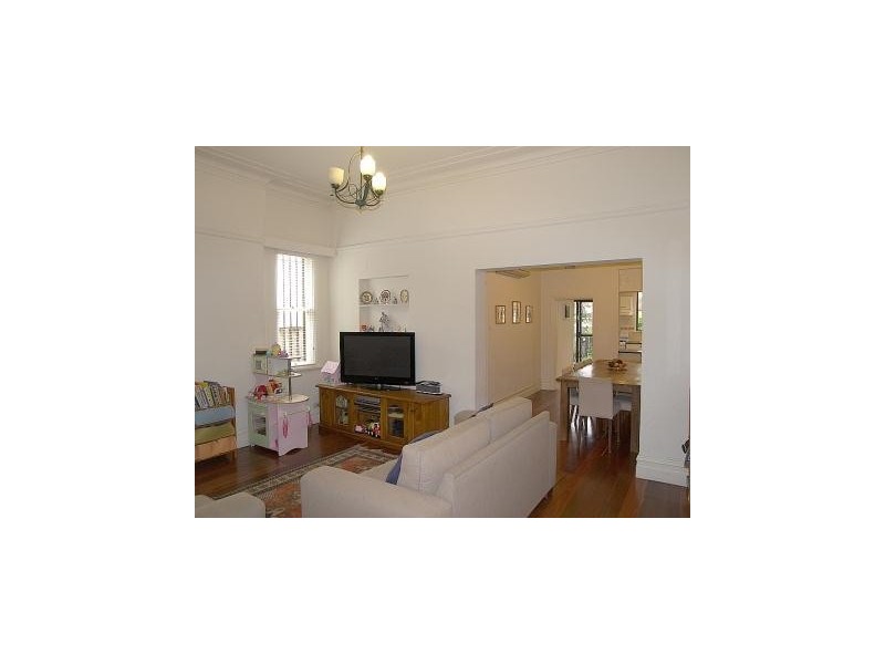 31 Calvert Street, Marrickville NSW 2204