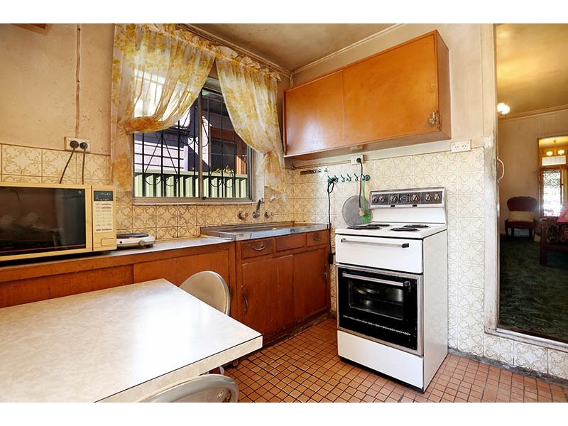 11 Frederick Street, St Peters NSW 2044