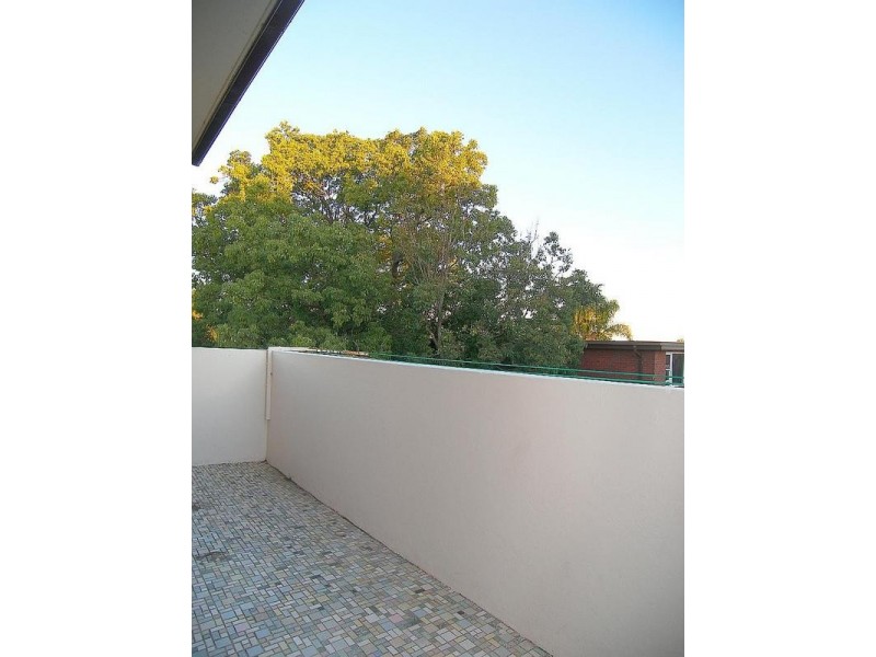 8/23 Harnett Avenue, Marrickville NSW 2204