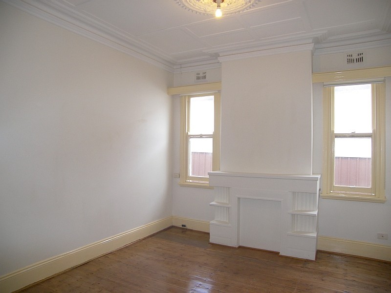 4 Harnett Avenue, Marrickville NSW 2204