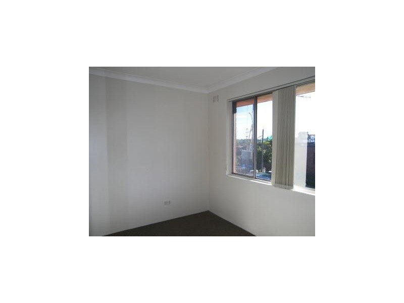 9/11 Bayley Street, Marrickville NSW 2204