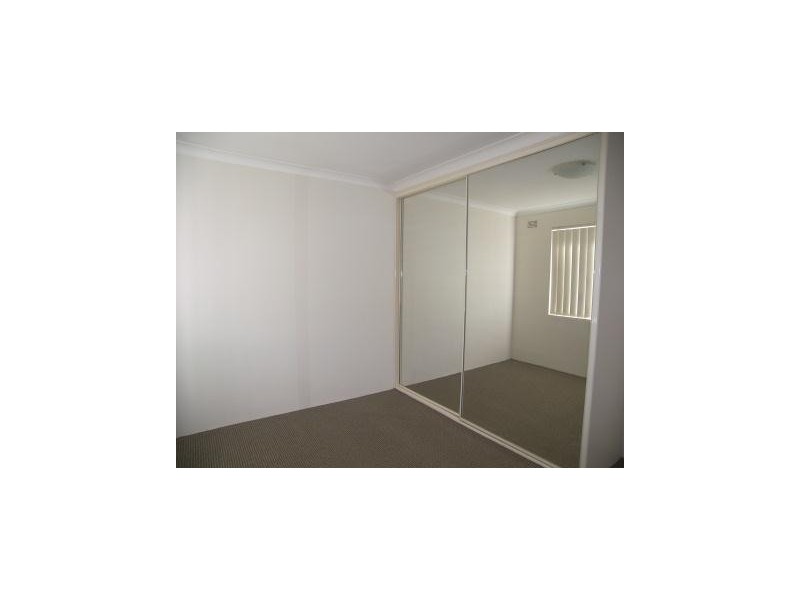 9/11 Bayley Street, Marrickville NSW 2204