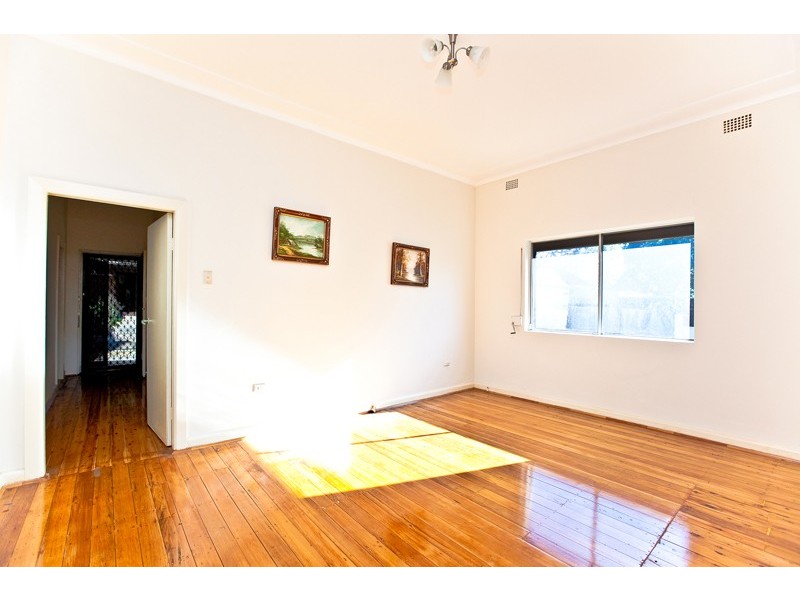 44 Railway St, Banksia NSW 2216