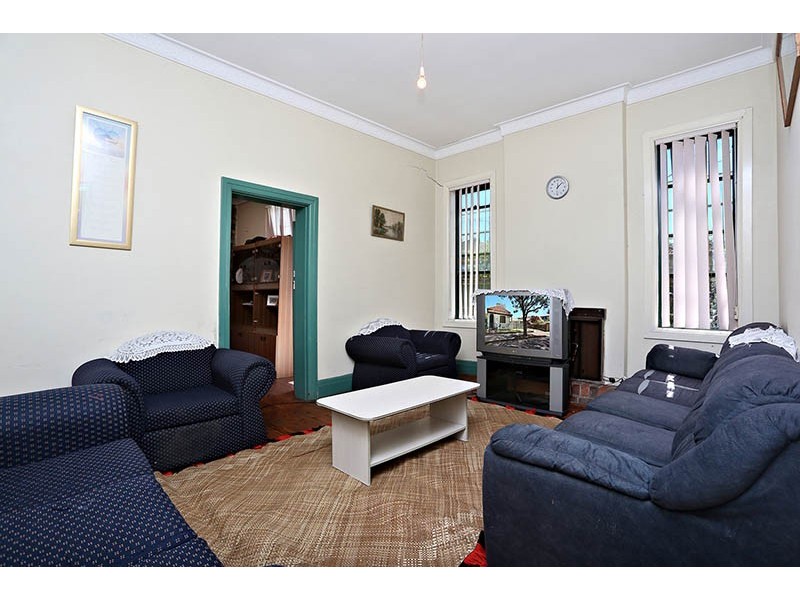 51 Petersham Road, Marrickville NSW 2204