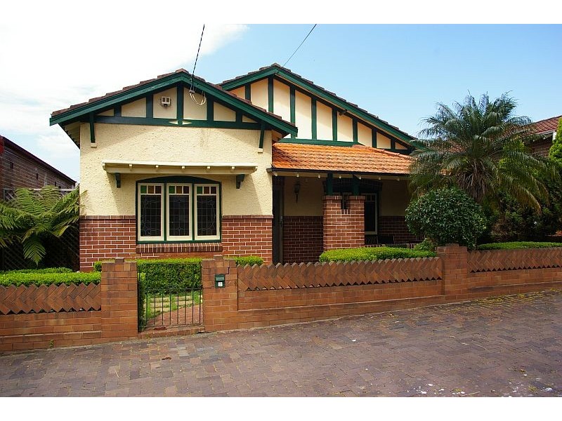 16 Graham Avenue, Marrickville NSW 2204