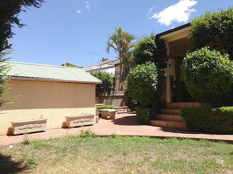 16 Graham Avenue, Marrickville NSW 2204