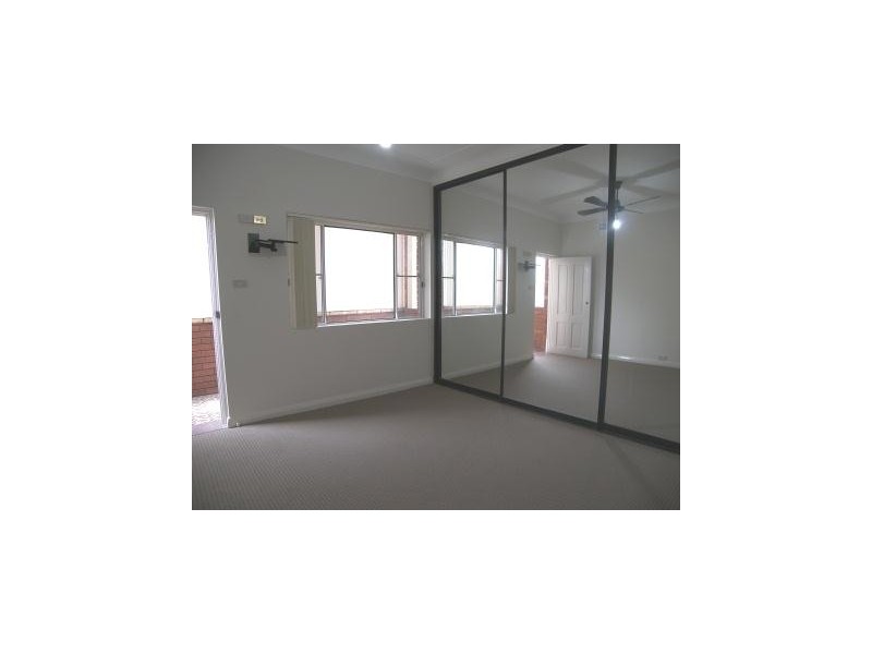 8 Fernbank Street, Marrickville NSW 2204