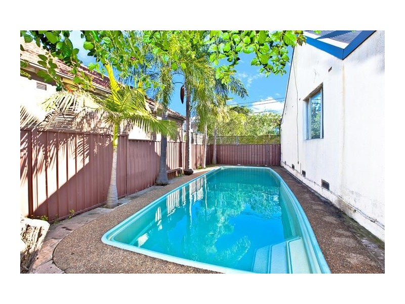 116-118 Unwins Bridge Road, St Peters NSW 2044