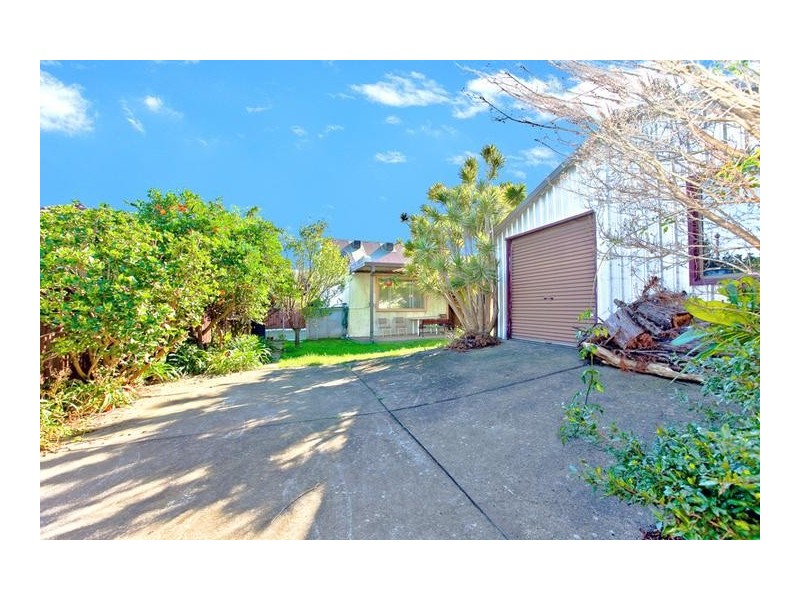 116-118 Unwins Bridge Road, St Peters NSW 2044