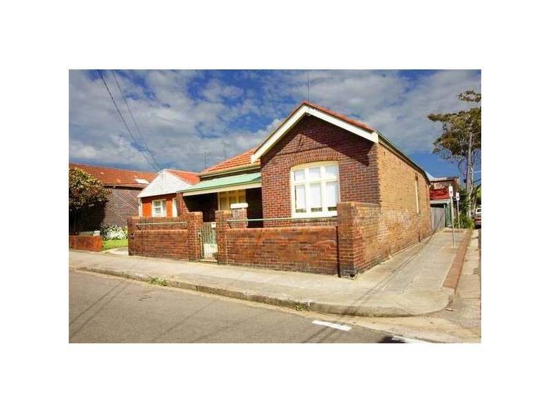 48 Grove Street, St Peters NSW 2044