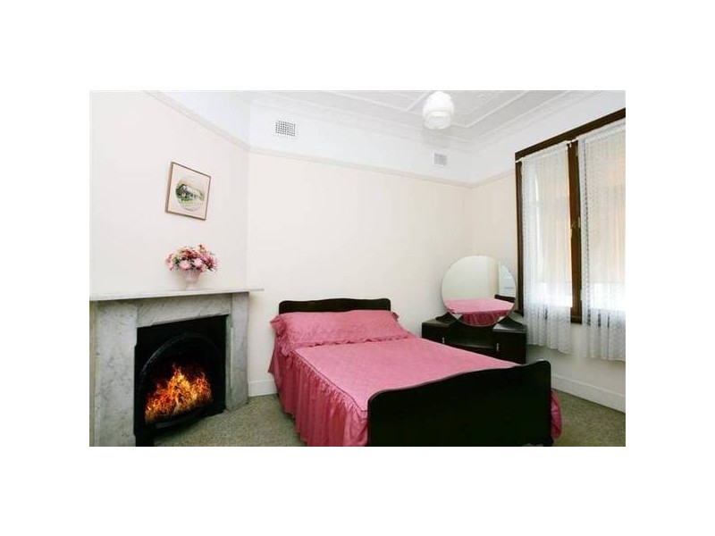 48 Grove Street, St Peters NSW 2044
