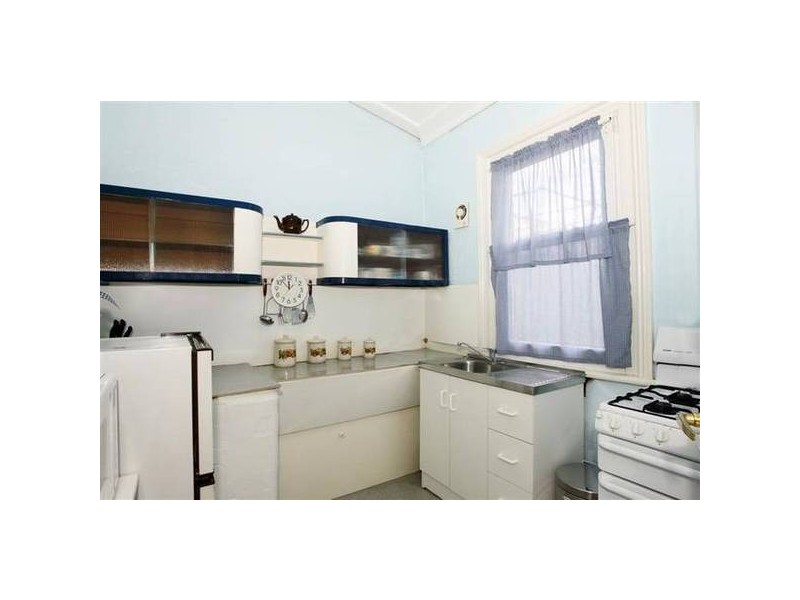 48 Grove Street, St Peters NSW 2044