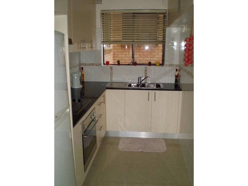 1/49 Arthur Street, Marrickville NSW 2204