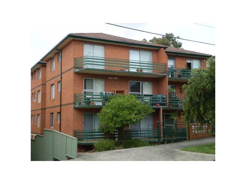 2/360 Livingstone Road, Marrickville NSW 2204