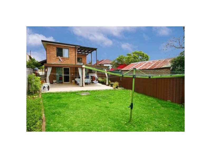 32 Main Street, Earlwood NSW 2206