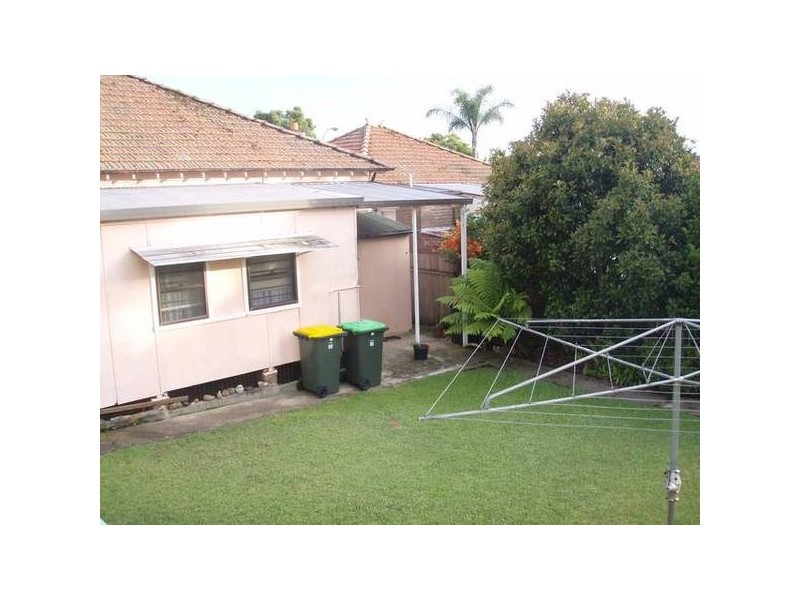 98 Bridge Road, Belmore NSW 2192