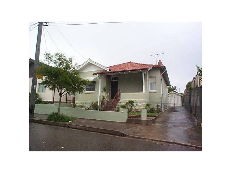 1 McGowan Avenue, Marrickville NSW 2204