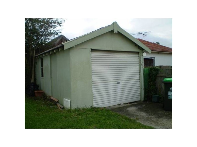 1 McGowan Avenue, Marrickville NSW 2204