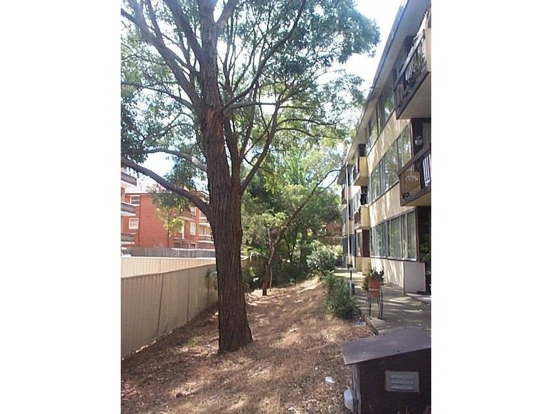 2/1-5 Glen Street, Marrickville NSW 2204