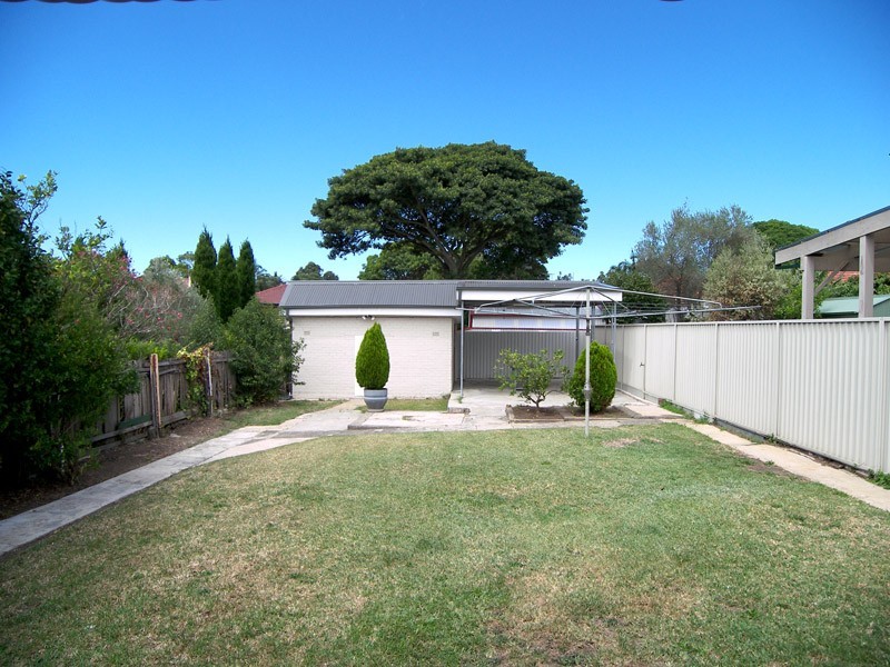 98 Bridge Road, Belmore NSW 2192