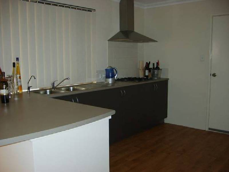 12 Ficifolia Brace, Baldivis WA 6171