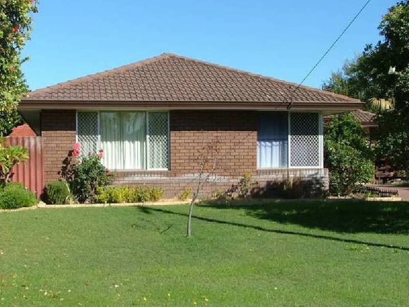 7 Holten Court, Cooloongup WA 6168