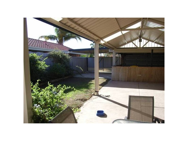 Port Royal Drive, Safety Bay WA 6169