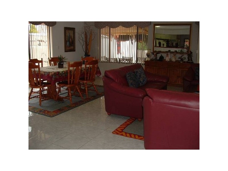 Auld Court, Waikiki WA 6169