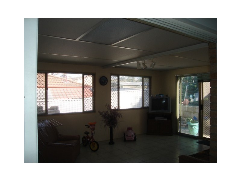 38 Manberry Way, Yangebup WA 6164