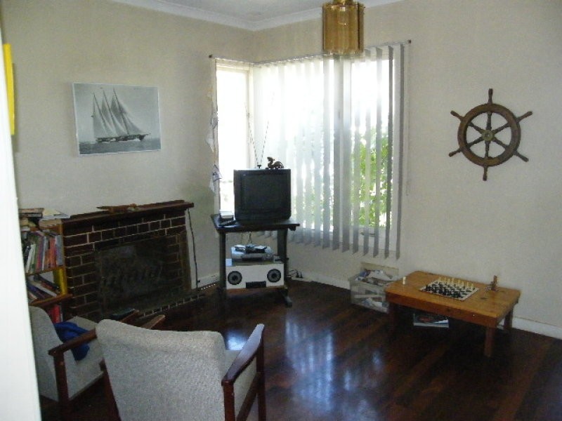 7 Coates Street, Hamilton Hill WA 6163