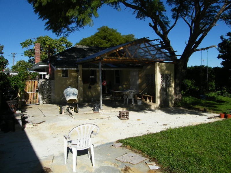 7 Coates Street, Hamilton Hill WA 6163