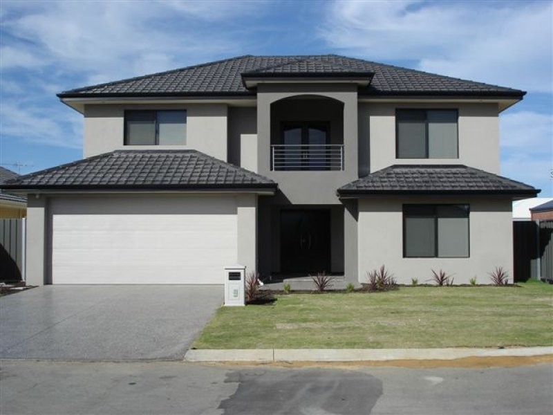 4 Sandford Avenue, Munster WA 6166