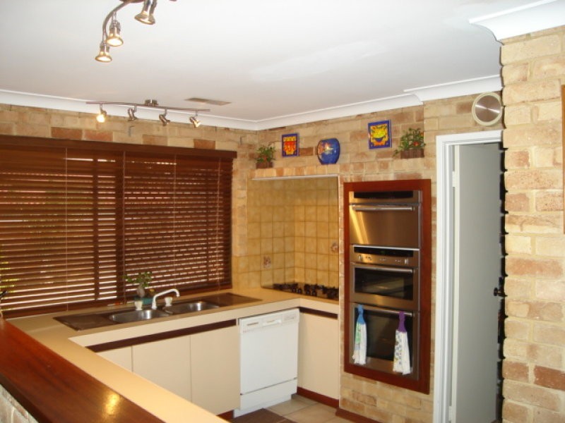 6 Chesterton, Spearwood WA 6163