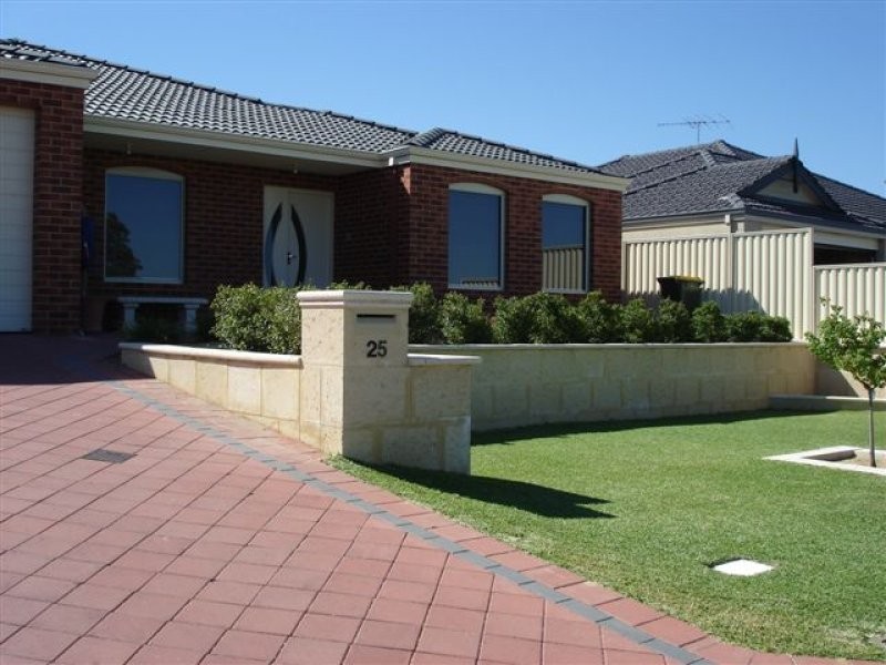 25 Coppito Circle, Beeliar WA 6164