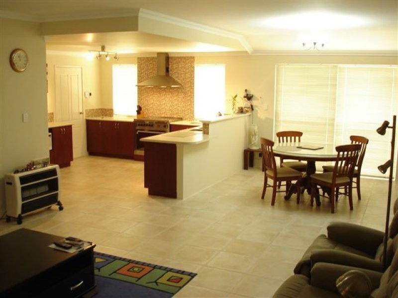 25 Coppito Circle, Beeliar WA 6164