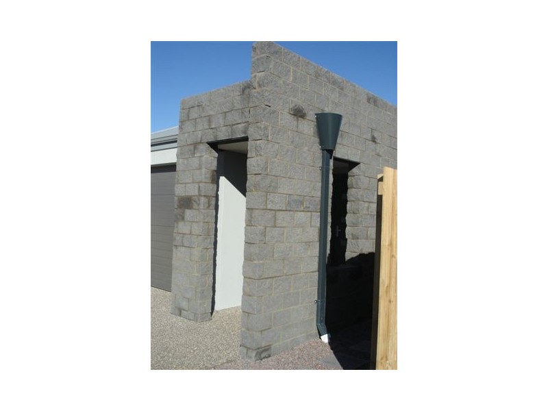 2/4 Reef Way, Yangebup WA 6164