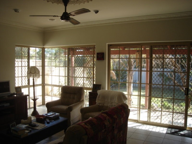 27B Strode Ave, Hamilton Hill WA 6163