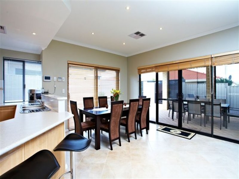 14 Bosnich Way, Spearwood WA 6163