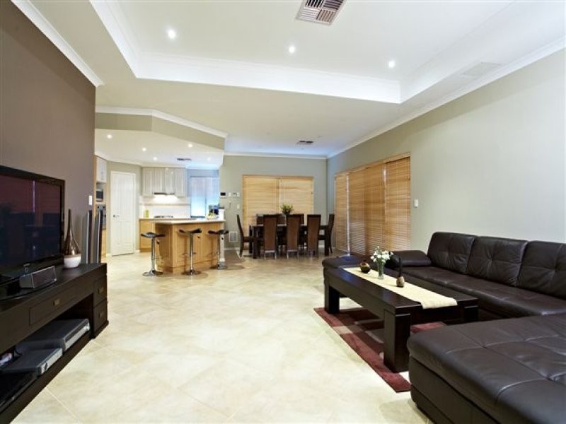 14 Bosnich Way, Spearwood WA 6163