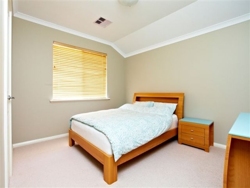 14 Bosnich Way, Spearwood WA 6163