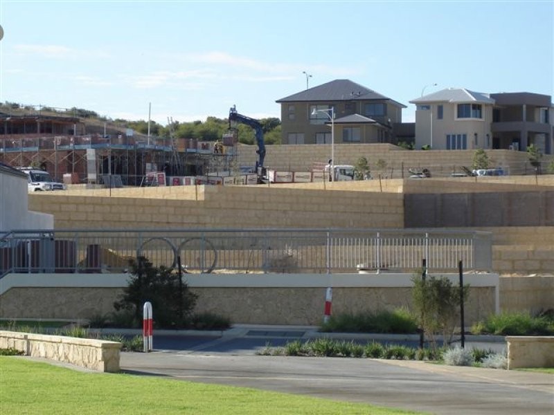 6 Patriot, Coogee WA 6166
