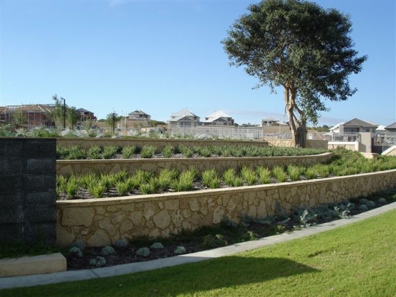 6 Patriot, Coogee WA 6166