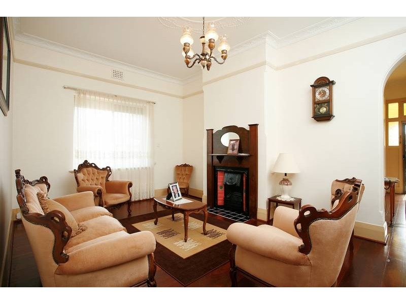 89 South Street, Beaconsfield WA 6162