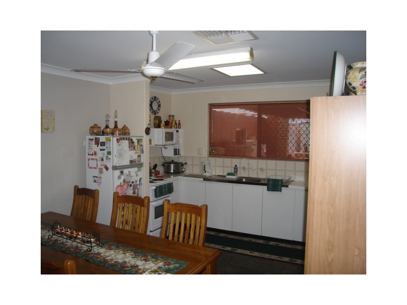 27b Manberry Way, Yangebup WA 6164