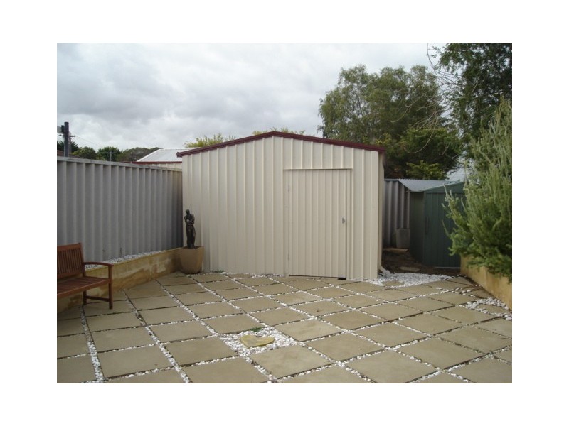 27b Manberry Way, Yangebup WA 6164